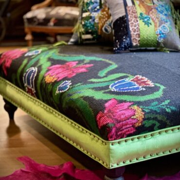Kilim 10, sto tabure